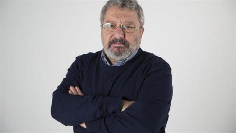 Türk Profesör, ülkemizin dizilerini zeka özürlü buluyor Türk Profesör, ülkemizin dizilerini zeka özürlü buluyor