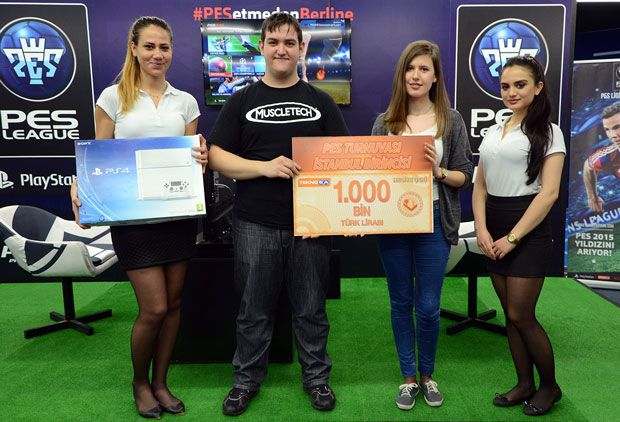 PES Ligi 15 Türkiye Finalleri sonuçlandı - 3 PES Ligi 15 Türkiye Finalleri sonuçlandı - 3