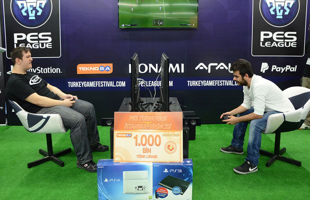 PES Ligi 15 Türkiye Finalleri sonuçlandı - 2 PES Ligi 15 Türkiye Finalleri sonuçlandı - 2